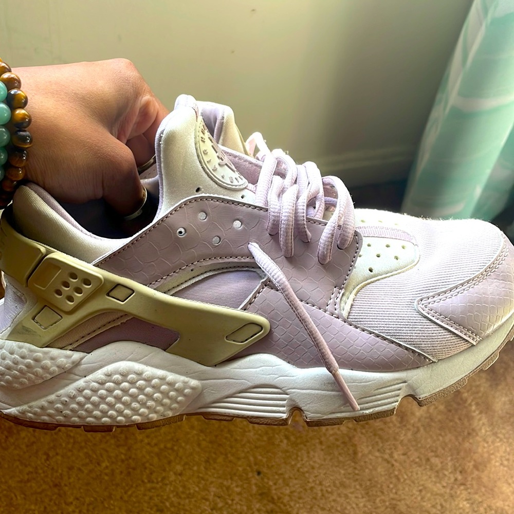 Nike huaraches
